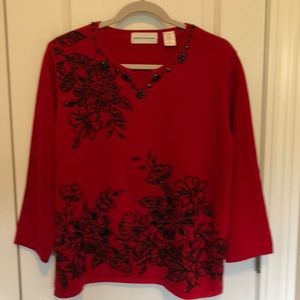 Women’s Alfred Dunner Top, 3/4 sleeve, XL, Red Knit with black beads and flowers